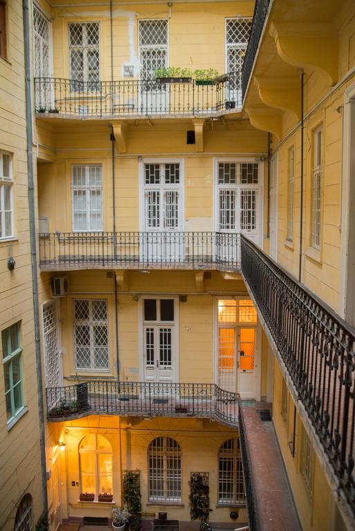 Jokai Ter Budapest Exterior photo